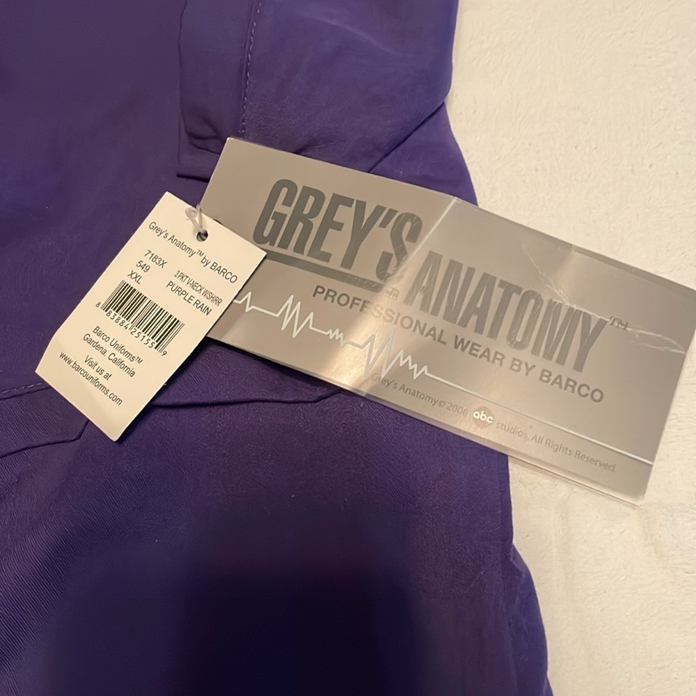 Grey’s Anatomy by Barco women’s scrubs top, purple, size 2X. NWT. - Picture 4 of 9
